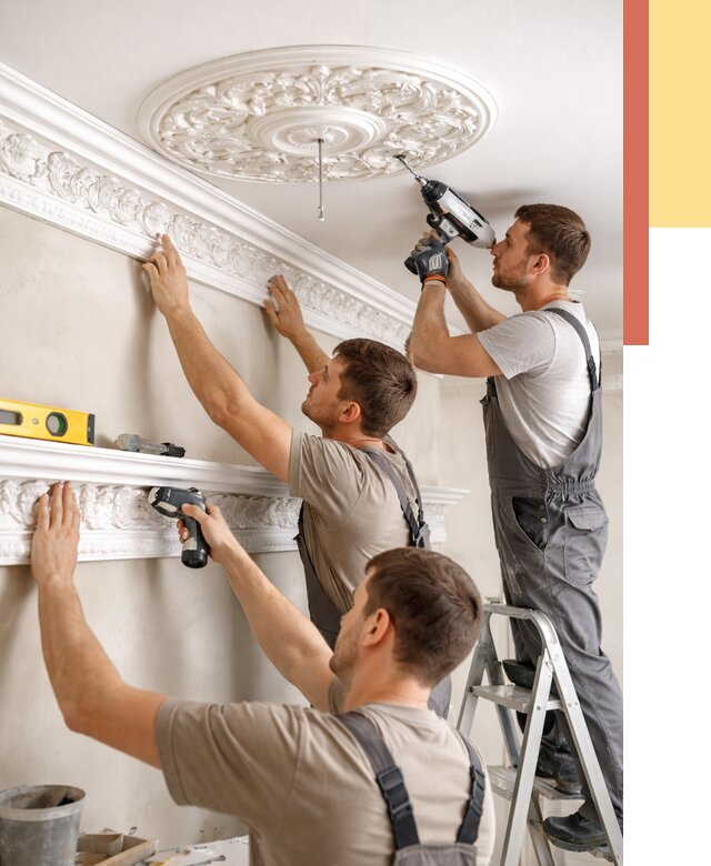 Монтаж лепнины на потолок в Ленинске-Кузнецком от 3271 руб. быстро и недорого | ОТДЕЛОЧНИК-Лнн